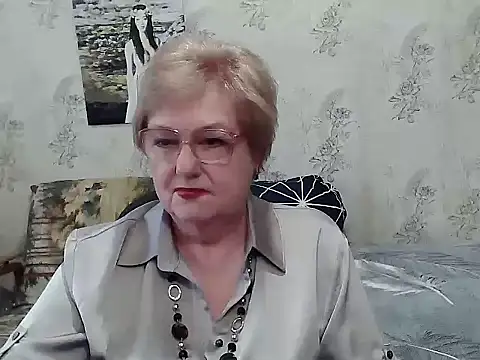 Renata62011 online show from April 8, 2026, 11:33 am
