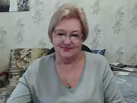 Renata62011 online show from November 13, 2025, 12:42 pm