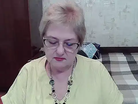 Snapshot of Renata62011 chatting on August 2, 2026, 11:52 am Renata62011 online show from August 2, 2026, 11:52 am