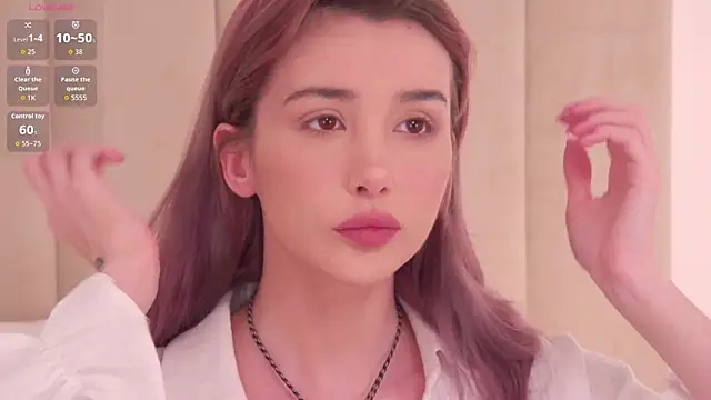 Snapshot of Nesolla chatting on November 28, 2025, 6:19 pm Nesolla online show from November 28, 2025, 6:19 pm