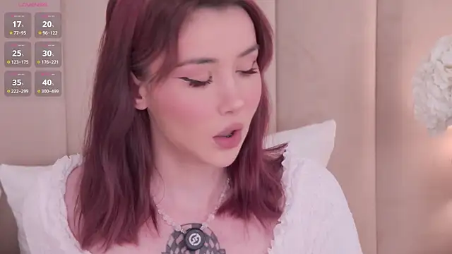 Snapshot of Nesolla chatting on November 9, 2025, 8:40 am Nesolla online show from November 9, 2025, 8:40 am