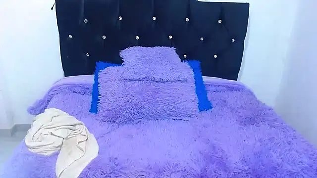 Snapshot of Gabi_Jhons_23 chatting on November 29, 2025, 12:49 pm Gabi Jhons 23 online show from November 29, 2025, 12:49 pm