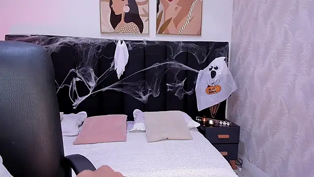 Snapshot of kaylaadams7 chatting on October 30, 2025, 11:41 am kaylaadams7 online show from October 30, 2025, 11:41 am