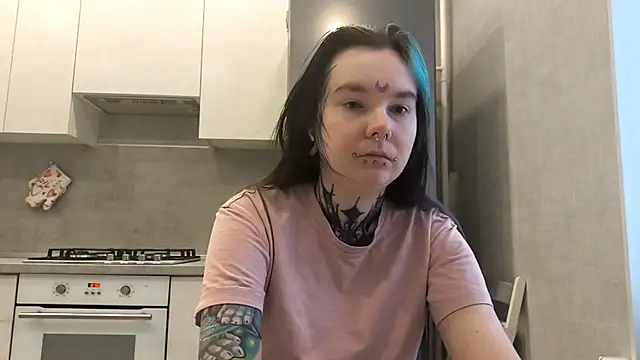 HighelikeGirl online show from February 23, 2026, 7:42 am