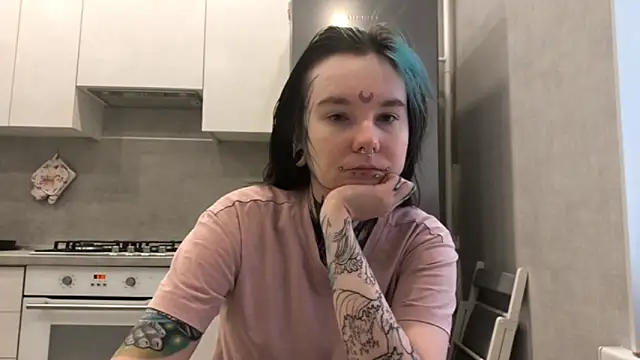 HighelikeGirl online show from February 24, 2026, 4:13 am