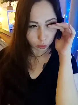 Snapshot of _San_Sara_ chatting on December 18, 2025, 5:56 am San Sara online show from December 18, 2025, 5:56 am