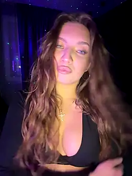 Lolababydoll online show from October 17, 2025, 3:10 am