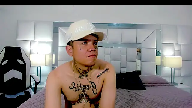 Dangerous couple  online show from September 16, 2025, 7:04 pm