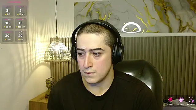 Snapshot of Lancelot_19 chatting on September 15, 2025, 9:04 pm Lancelot 19 online show from September 15, 2025, 9:04 pm