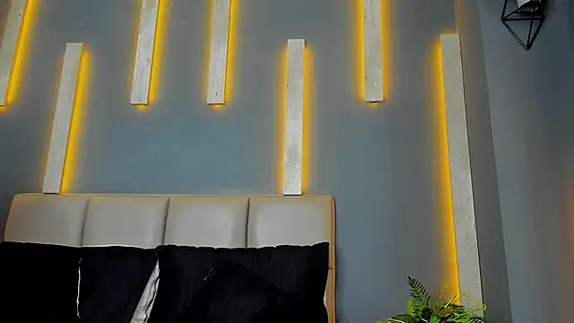 Snapshot of VenusBlazer chatting on September 21, 2025, 12:10 pm VenusBlazer online show from September 21, 2025, 12:10 pm