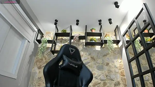 Snapshot of VenusBlazer chatting on November 15, 2025, 11:03 am VenusBlazer online show from November 15, 2025, 11:03 am