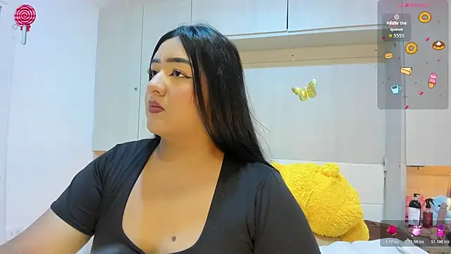 Snapshot of LilyWhitney chatting on May 29, 2026, 4:07 am LilyWhitney online show from May 29, 2026, 4:07 am