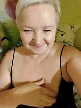 Snapshot of ForgeMeNot51 chatting on June 21, 2026, 10:15 pm ForgeMeNot51 online show from June 21, 2026, 10:15 pm