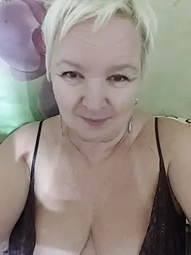 ForgeMeNot51 online show from October 12, 2025, 7:26 pm