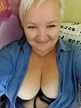 ForgeMeNot51 online show from September 14, 2025, 6:36 am