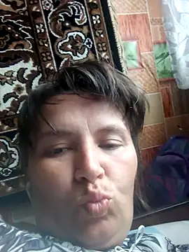 Snapshot of Romashka33011 chatting on June 15, 2026, 10:37 am Romashka33011 online show from June 15, 2026, 10:37 am