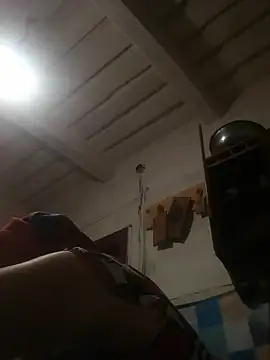 Snapshot of Romashka33011 chatting on September 13, 2025, 5:35 pm Romashka33011 online show from September 13, 2025, 5:35 pm