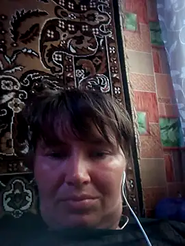 Snapshot of Romashka33011 chatting on June 12, 2026, 11:52 am Romashka33011 online show from June 12, 2026, 11:52 am