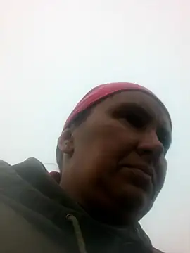 Snapshot of Romashka33011 chatting on October 3, 2025, 5:20 am Romashka33011 online show from October 3, 2025, 5:20 am