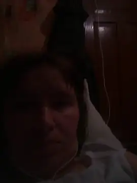 Snapshot of Romashka33011 chatting on October 11, 2025, 4:41 pm Romashka33011 online show from October 11, 2025, 4:41 pm