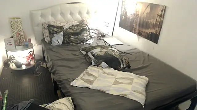 NinaDOM4CUM online show from March 18, 2026, 5:25 pm