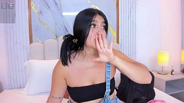 Snapshot of isabel_sofiaa chatting on October 31, 2025, 4:42 am isabel sofiaa online show from October 31, 2025, 4:42 am