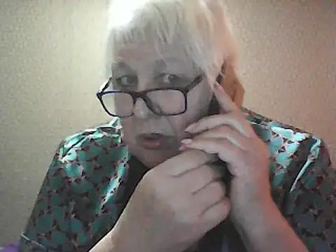 Alexia64231 online show from October 9, 2025, 6:58 am