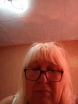 Alexia64231 online show from July 11, 2026, 3:18 am
