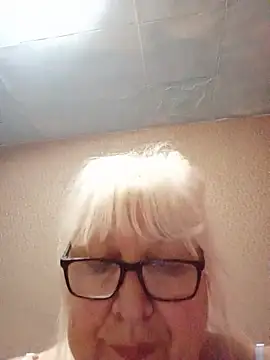 Alexia64231 online show from July 24, 2026, 4:25 pm