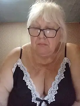 Alexia64231 online show from July 29, 2026, 11:15 pm