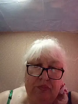 Alexia64231 online show from July 21, 2026, 1:12 pm