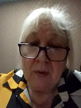 Alexia64231 online show from December 1, 2025, 4:08 pm