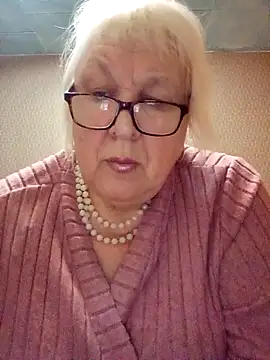 Alexia64231 online show from October 26, 2025, 6:41 pm