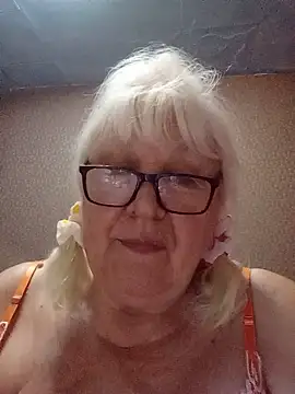 Alexia64231 online show from July 15, 2026, 12:28 am