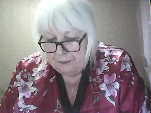 Alexia64231 online show from April 1, 2026, 2:25 pm