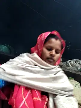 Snapshot of Sanjna_cuty chatting on December 4, 2025, 1:37 am Sanjna cuty online show from December 4, 2025, 1:37 am