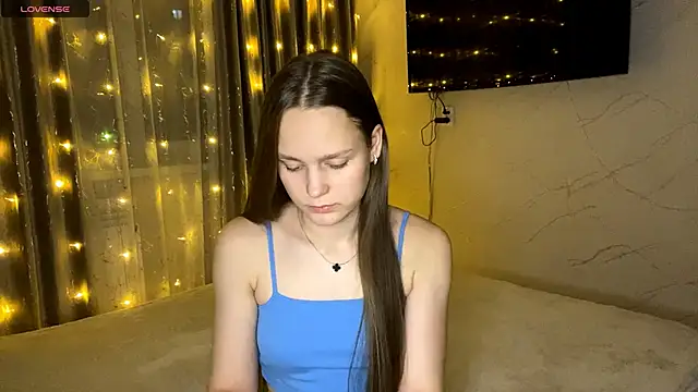 SoSweetGirl online show from December 15, 2025, 6:03 pm