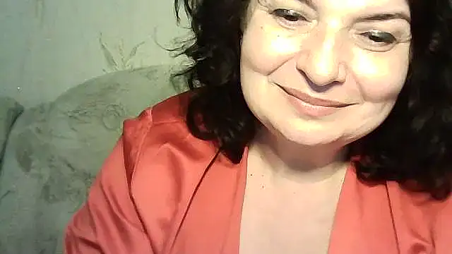LedyNika online show from May 11, 2026, 8:39 pm