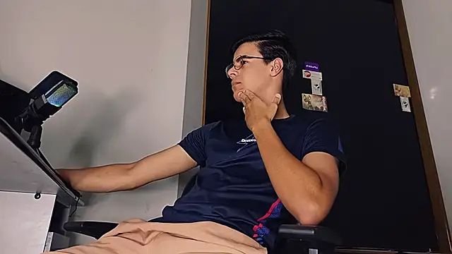 ThbxToyou online show from October 26, 2025, 9:59 pm