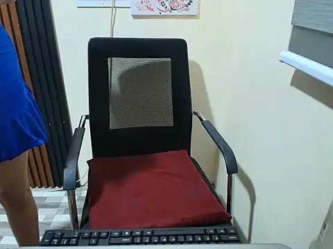 Snapshot of Sexy_clever18xx chatting on June 18, 2026, 1:59 am Sexy clever18xx online show from June 18, 2026, 1:59 am