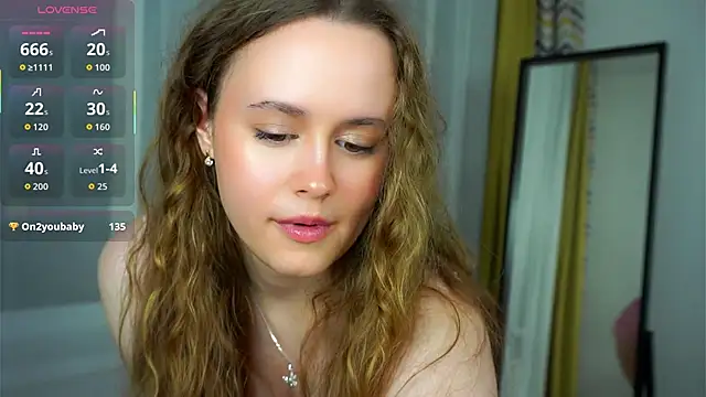 SusannaScholler online show from October 21, 2025, 7:57 pm