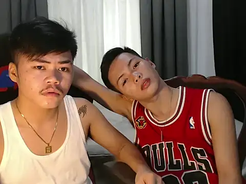 hot emman online show from October 10, 2025, 5:19 am