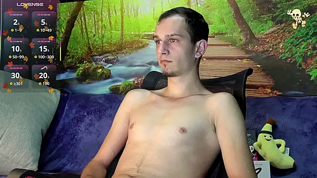 Snapshot of AxelMassimo chatting on November 7, 2025, 3:55 am AxelMassimo online show from November 7, 2025, 3:55 am