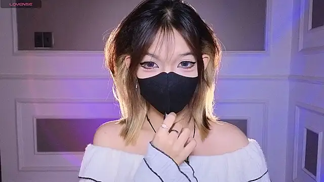      Panda      online show from June 8, 2026, 10:10 pm