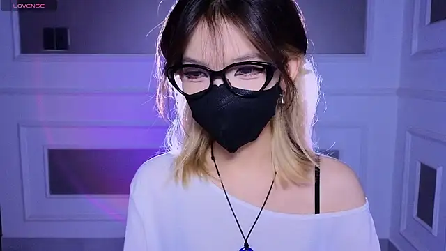      Panda      online show from June 7, 2026, 8:36 pm