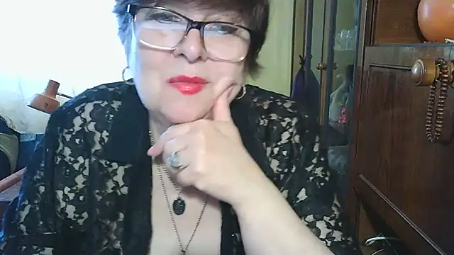 Snapshot of VeronicaGold511 chatting on May 20, 2026, 7:16 am VeronicaGold511 online show from May 20, 2026, 7:16 am