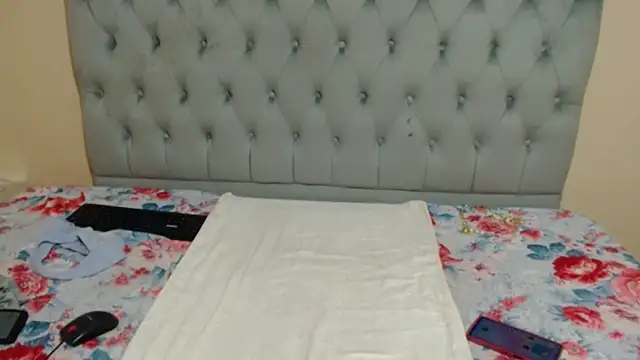 Snapshot of Babysex32 chatting on February 8, 2026, 12:14 pm Babysex32 online show from February 8, 2026, 12:14 pm