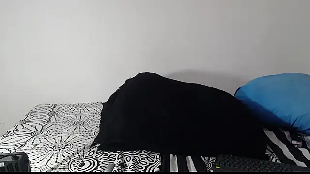 Snapshot of Daniel_laverde chatting on October 19, 2025, 8:44 pm Daniel laverde online show from October 19, 2025, 8:44 pm