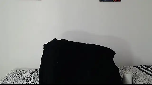 Snapshot of Daniel_laverde chatting on November 8, 2025, 6:11 pm Daniel laverde online show from November 8, 2025, 6:11 pm