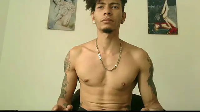 Snapshot of Daniel_laverde chatting on November 10, 2025, 2:22 pm Daniel laverde online show from November 10, 2025, 2:22 pm